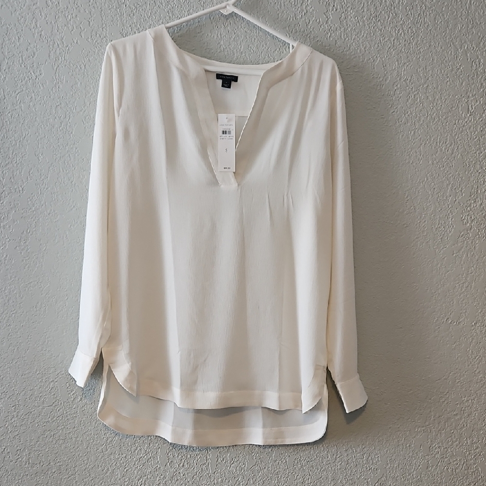 Ann Taylor White Blouse - Size Small